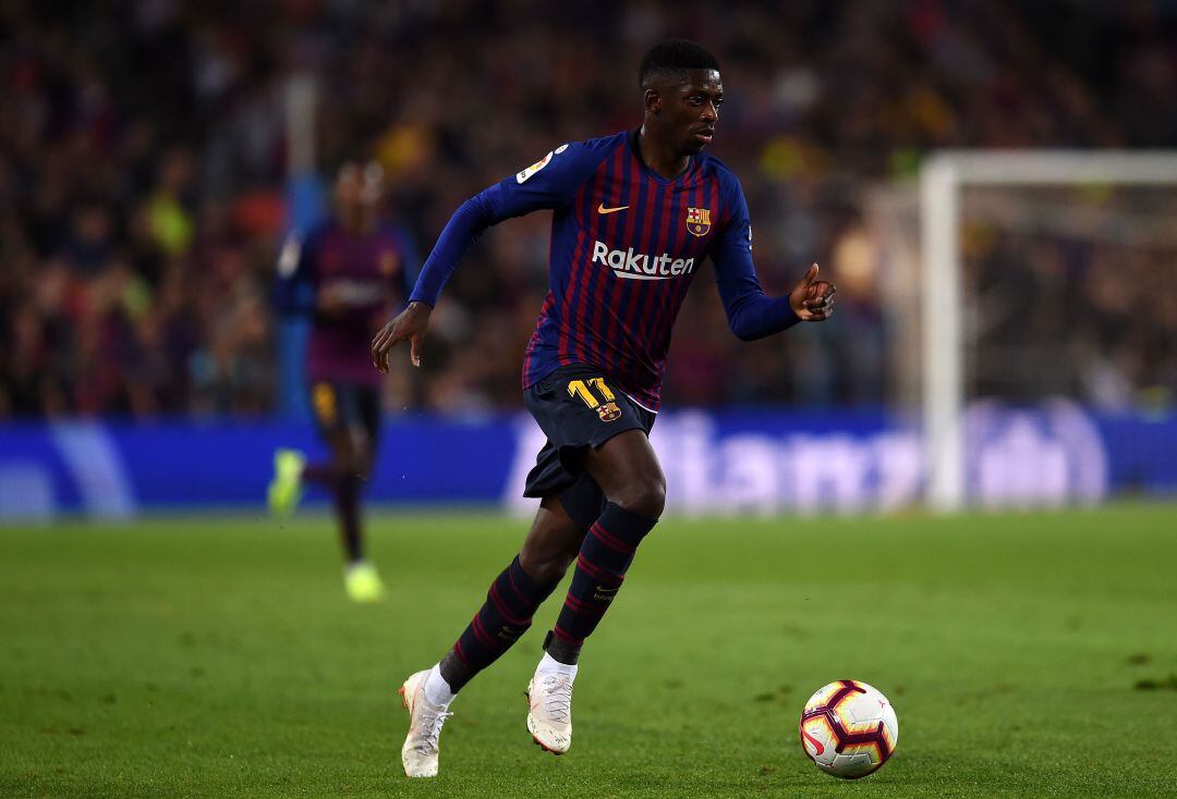 Ousmane Dembélé durante un encuentro con el FC Barcelona