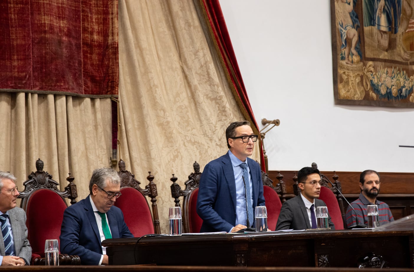 Juan Manuel Corchado, rector de la USAL, durante su intervención en el claustro