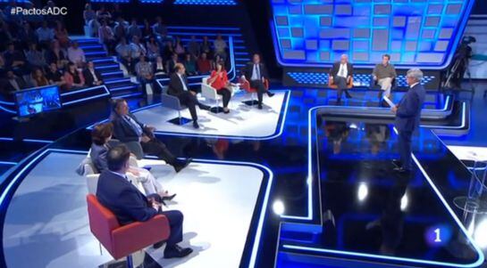 Momento de la primera emisión de &#039;Así de claro&#039;, en La 1 de Televisión Española