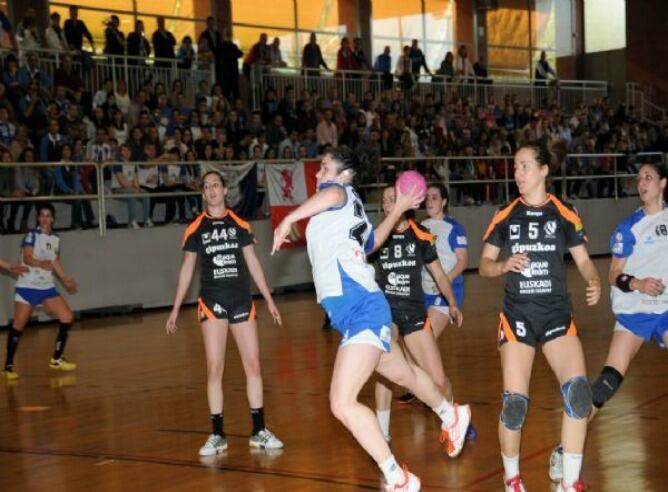 El Aula Cultural estuvo cerca de dar un susto a las jugadoras del Bera Bera