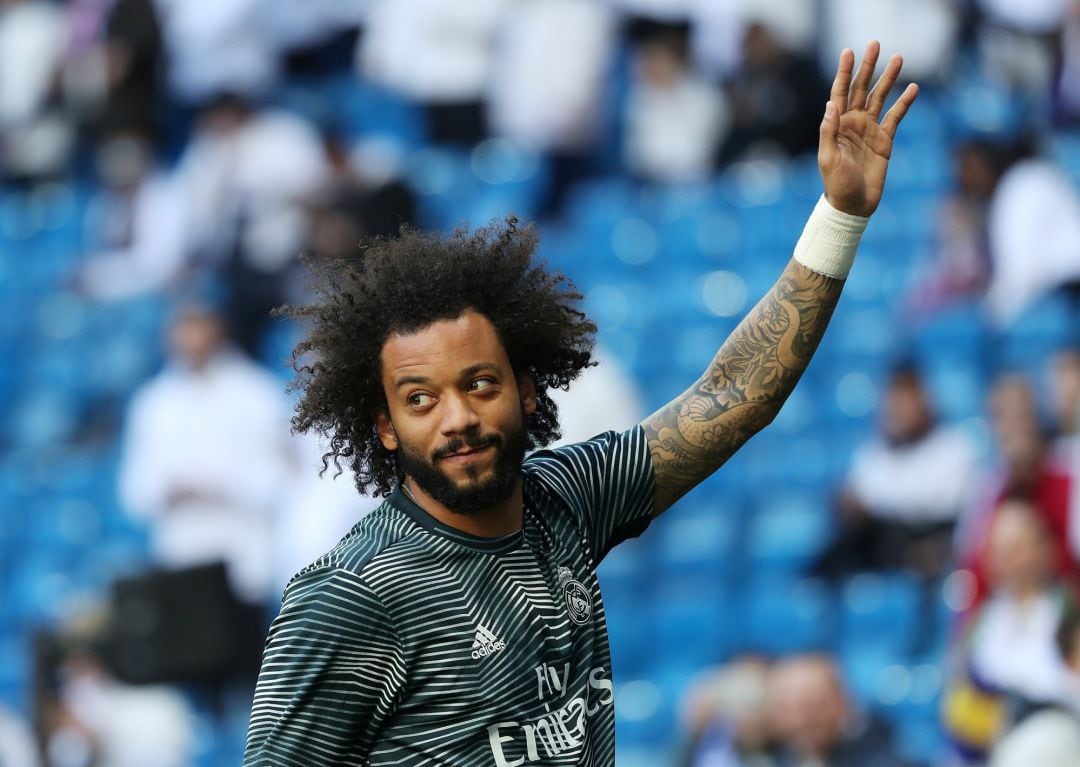 Marcelo durante el calentamiento contra el Girona