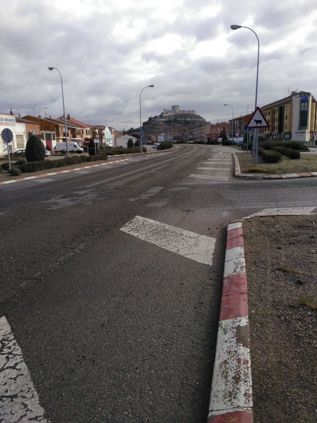 Estado del firme actual en la travesía de la localidad