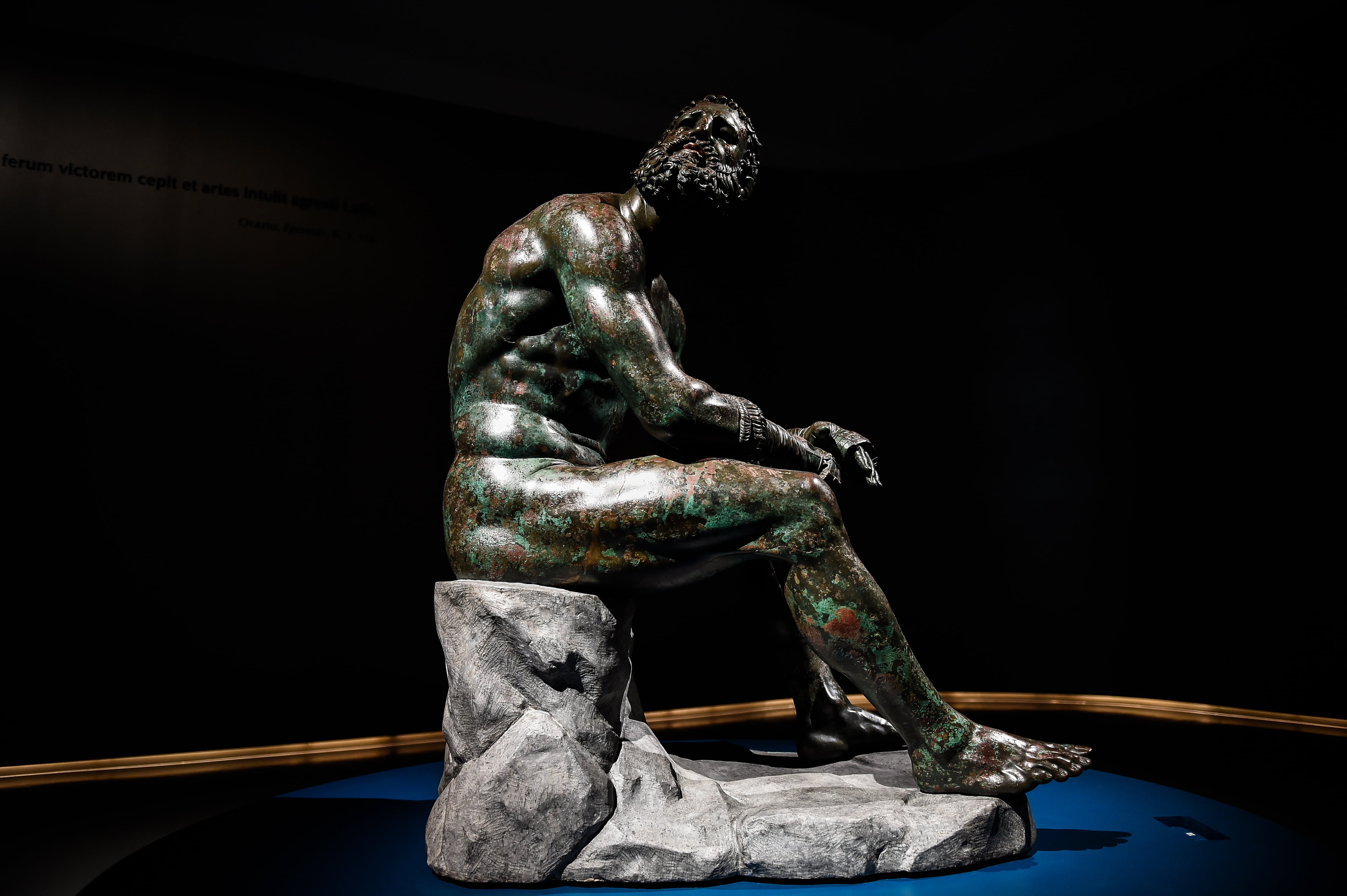 Estatua de un boxeador antiguo, conocida como &#039;El Púgil en reposo&#039; o &#039;Púgil de las Termas&#039;, expuesta en la sección &#039;Palazzo Massimo alle Terme&#039; del Museo Nacional Romano (Photo by Marilla Sicilia/Archivio Marilla Sicilia/Mondadori Portfolio via Getty Images)