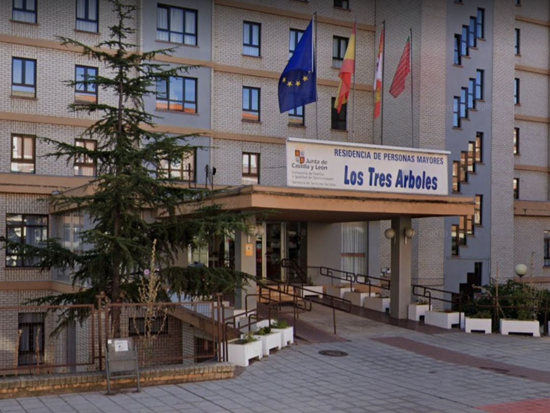 Residencia de mayores &quot;Los Tres Árboles&quot;