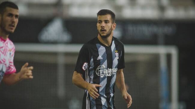 Javi Vera durante el partido de la pasada semana