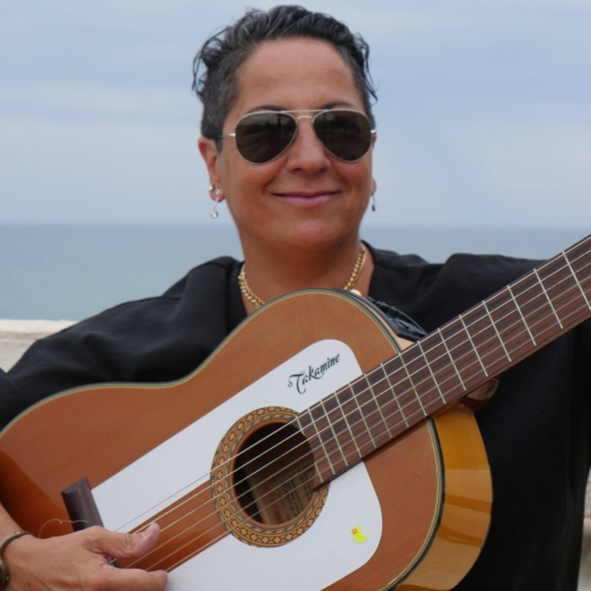 Inma Serrano, cantautora alicantina: "La gente no tiene tiempo de escuchar canciones largas"