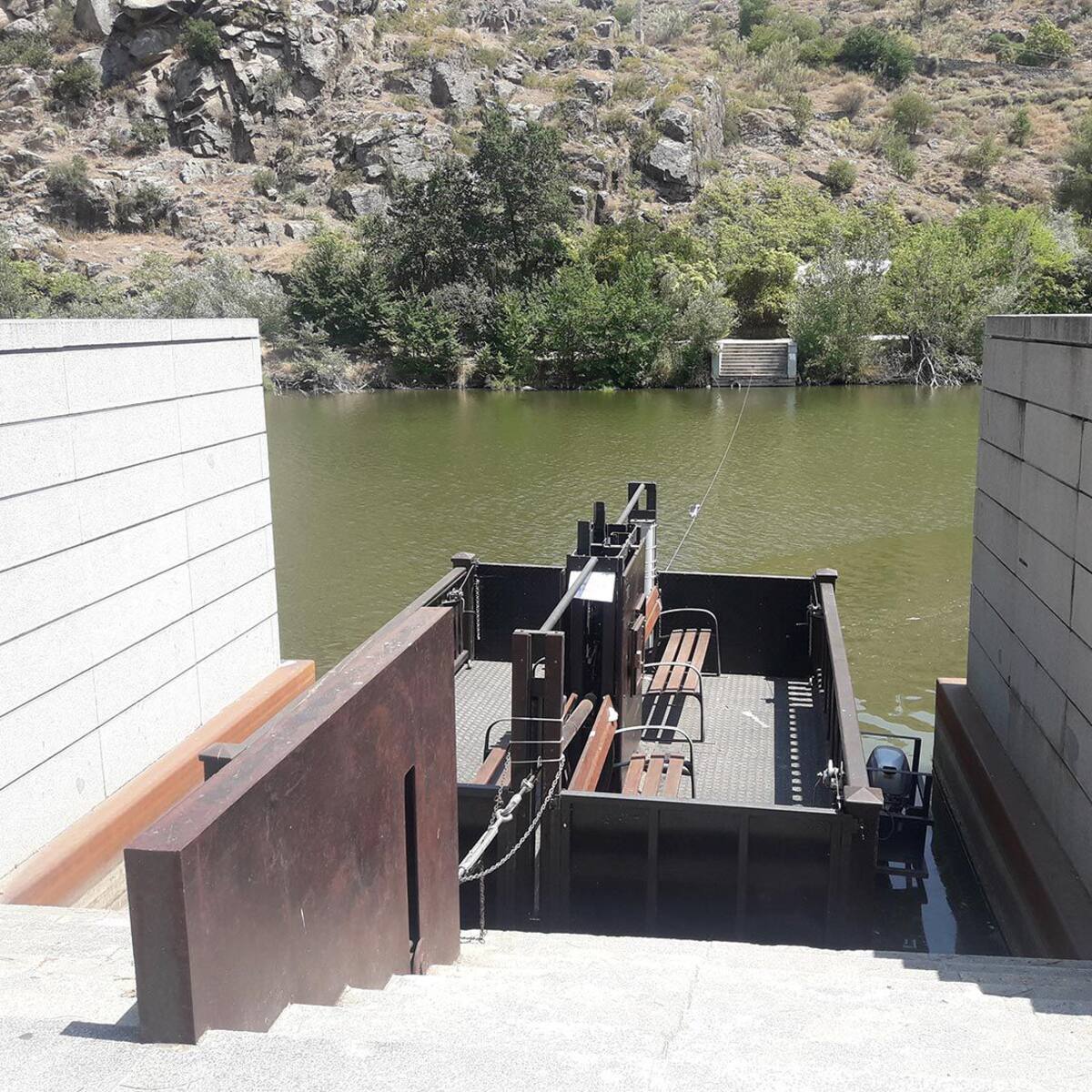 La barca pasaje llega a tiempo para la celebración de la Romería del Valle en Toledo