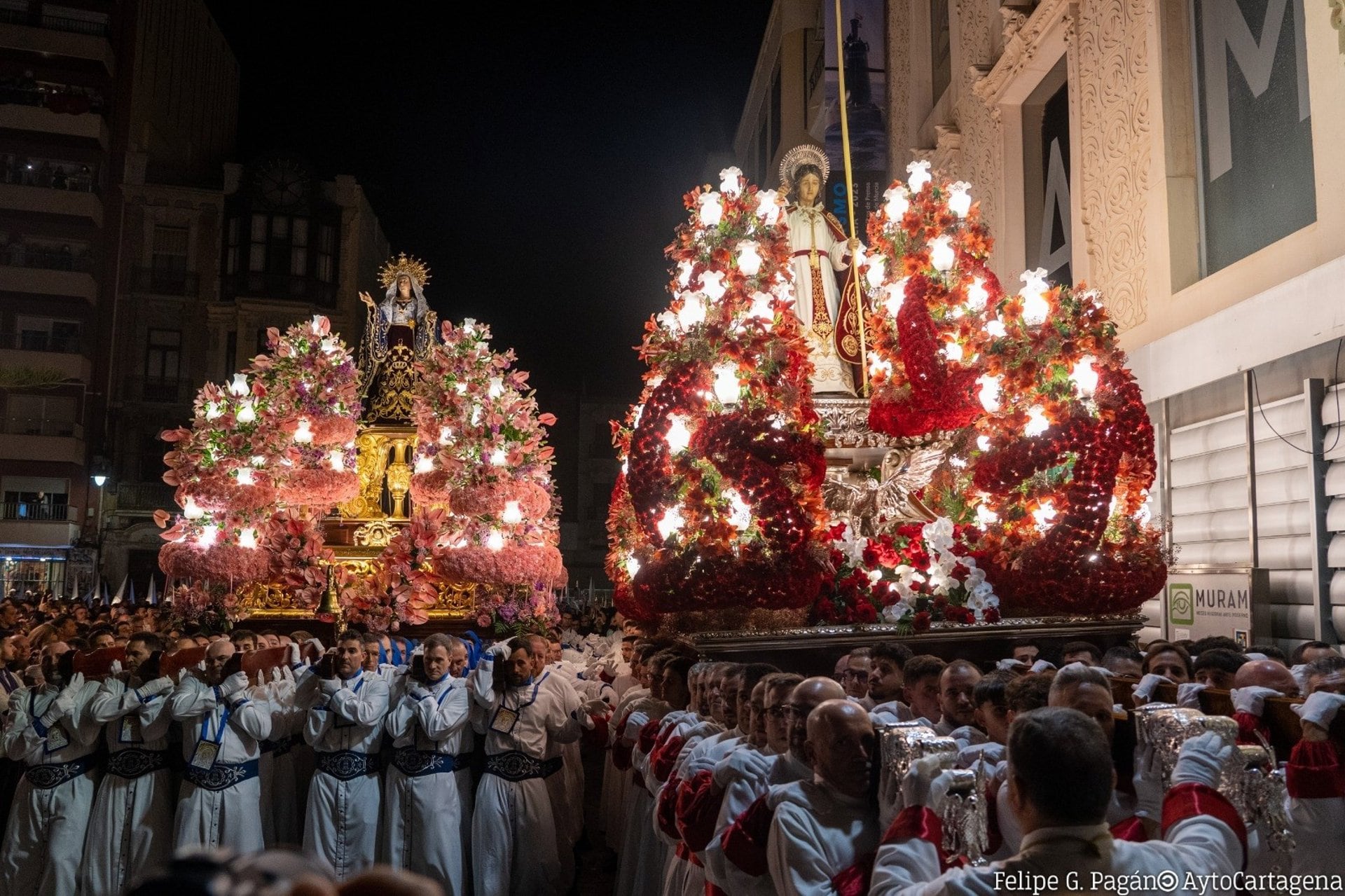 Procesión El Encuentro Semana Santa Cartagena Cofradía Marraja 2025.
Uno de los platos fuertes de las novedades preparadas de cara a la Semana Santa de Cartagena, declarada de Interés Turístico Internacional, será el estreno del documental 'De puertas adentro', que tendrá lugar en febrero, tal y como se ha dado a conocer en la Feria Interancional de Turismo, Fitur.