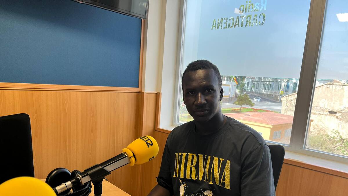 Moussa Diagne nos cuenta su historia y su proyecto en Hoy por hoy Cartagena.