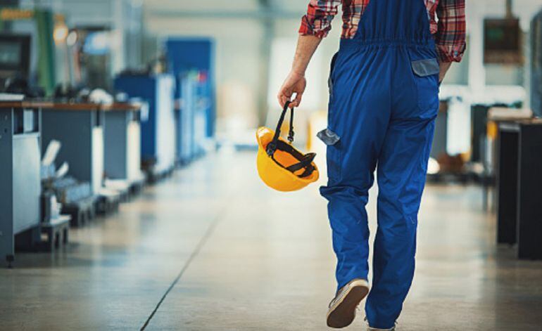 Operario en fábrica