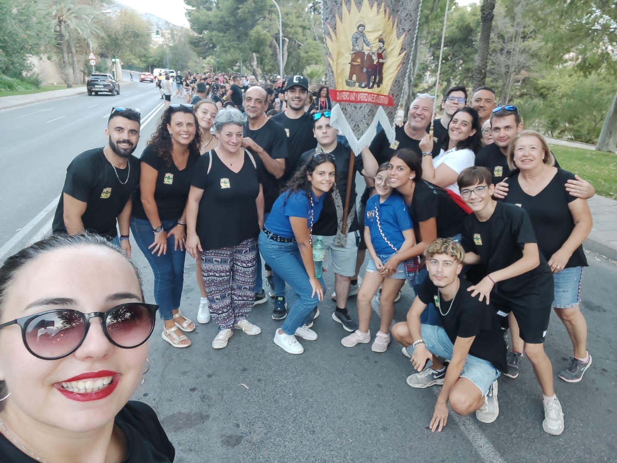 Comisionistas de Ronda San Pascual el día de la romería de San Crsipín y San Crispiniano