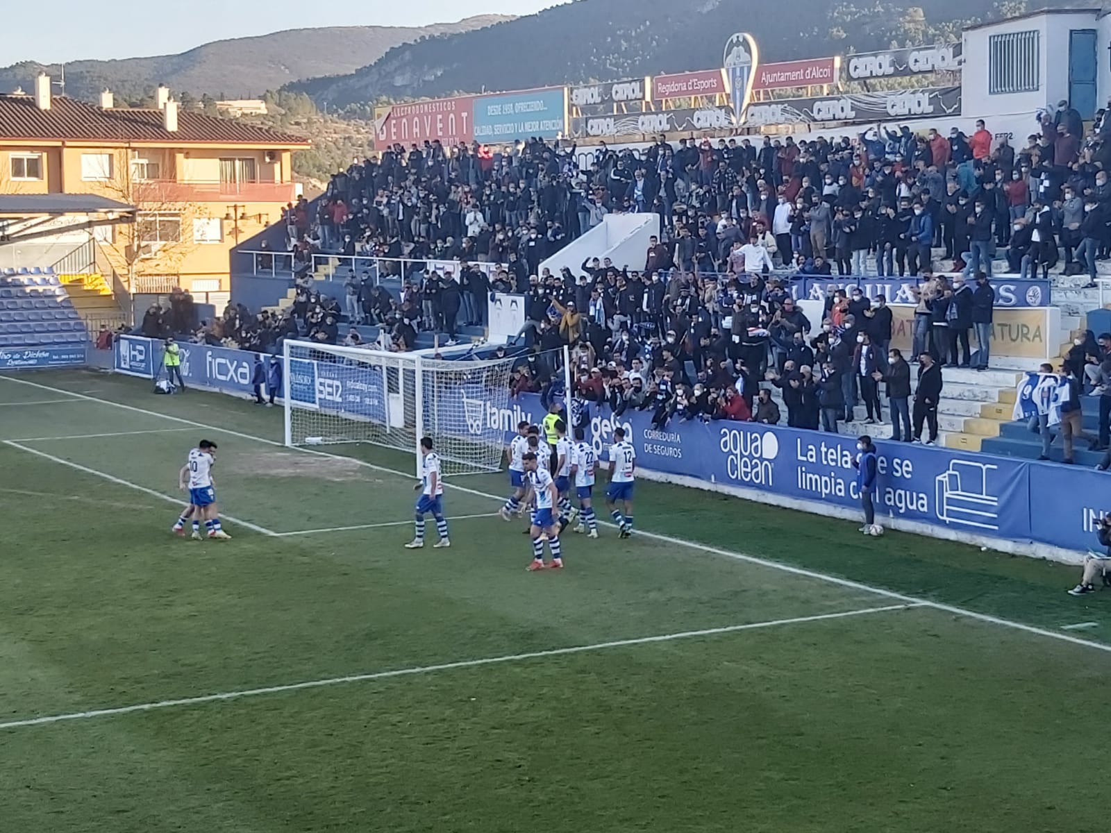 El Alcoyano golea a Sanluqueño en El Collao