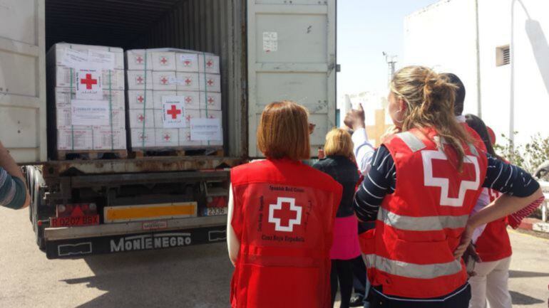 Voluntarios de la Cruz Roja
