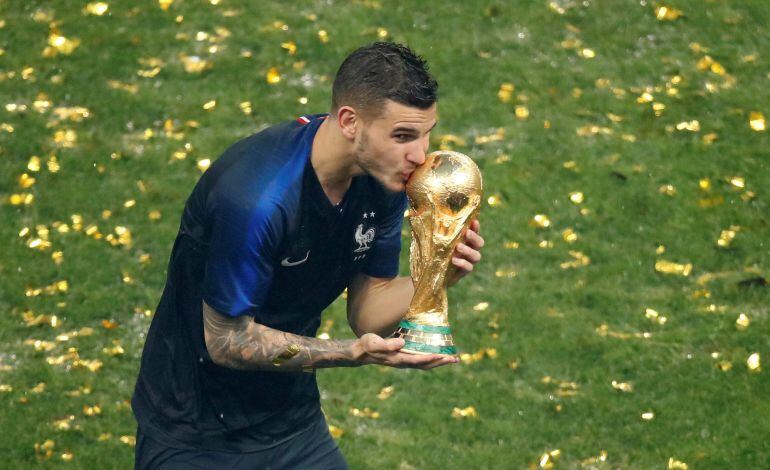 Lucas Hernández durante la celebración. 