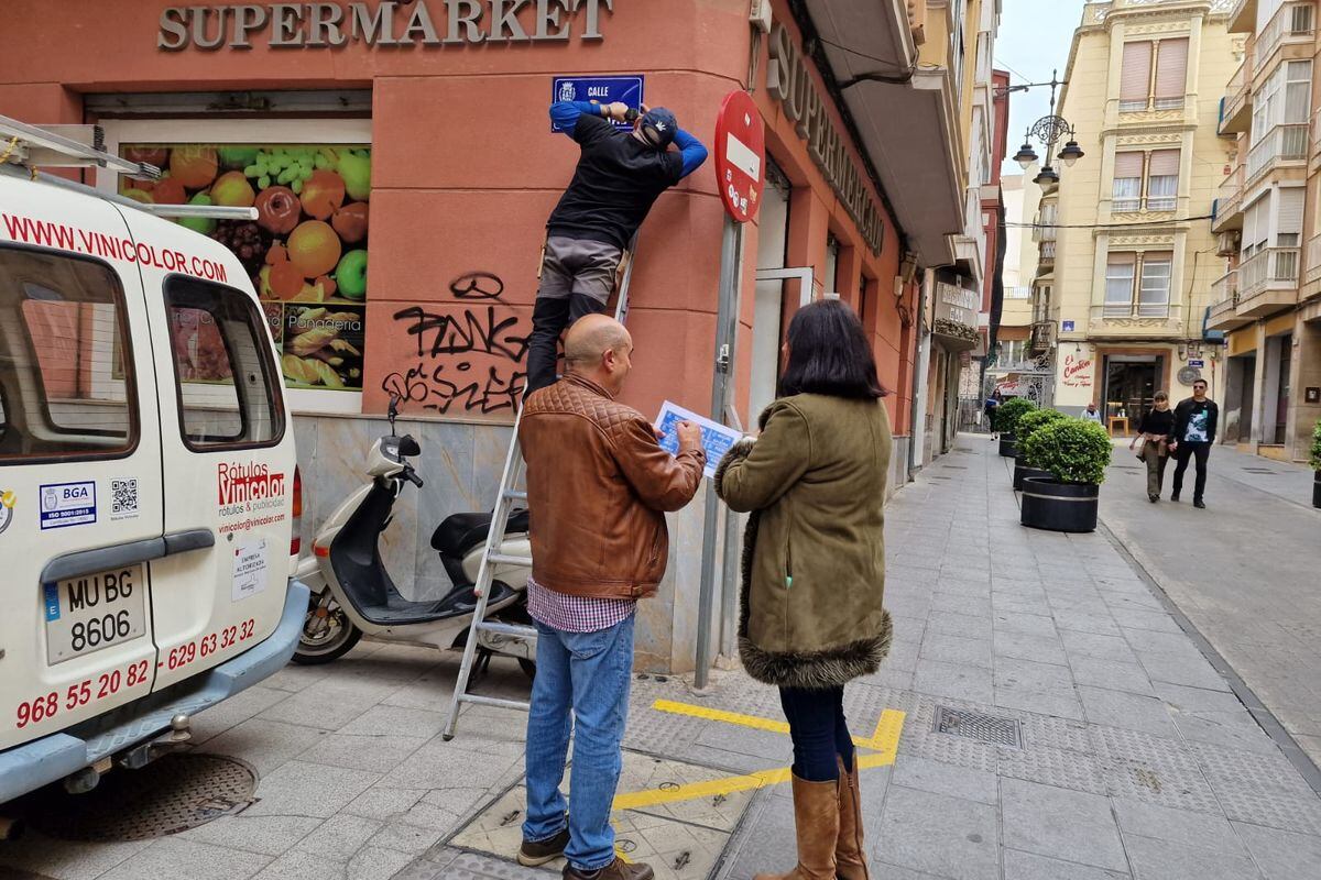 Nuevos rótulos para las calles del casco histórico