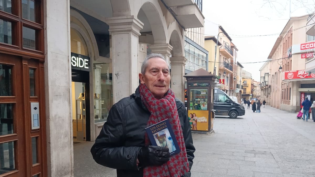 Manuel Arandilla Navajo completa su trilogía