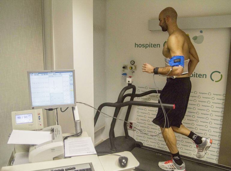 El pívot catalán pasó los reconocimientos médicos