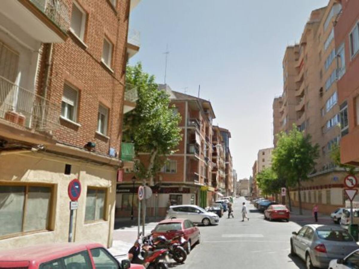 Las calles Guardia Civil con Industria y Teodoro Camino con Tinte están cortadas