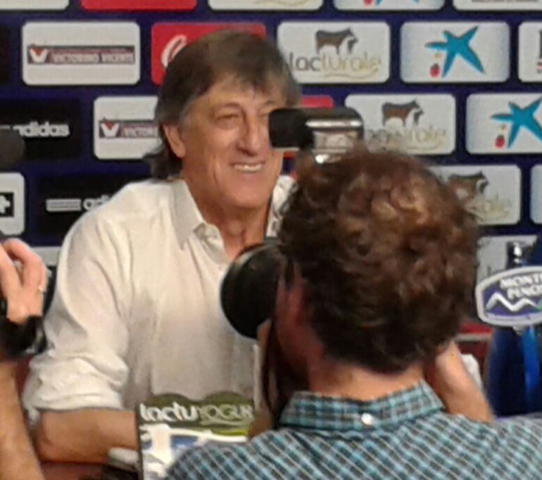 Martín entrenador de Osasuna