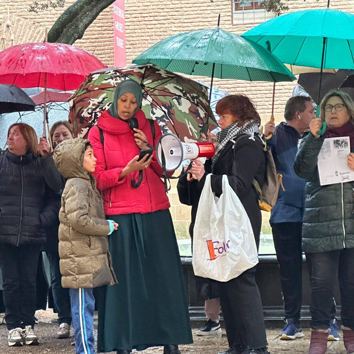 La Asociación de Mujeres árabes y africanas pregunta a la alcaldesa si ha protestado oficialmente contra Nolasco por sus declaraciones