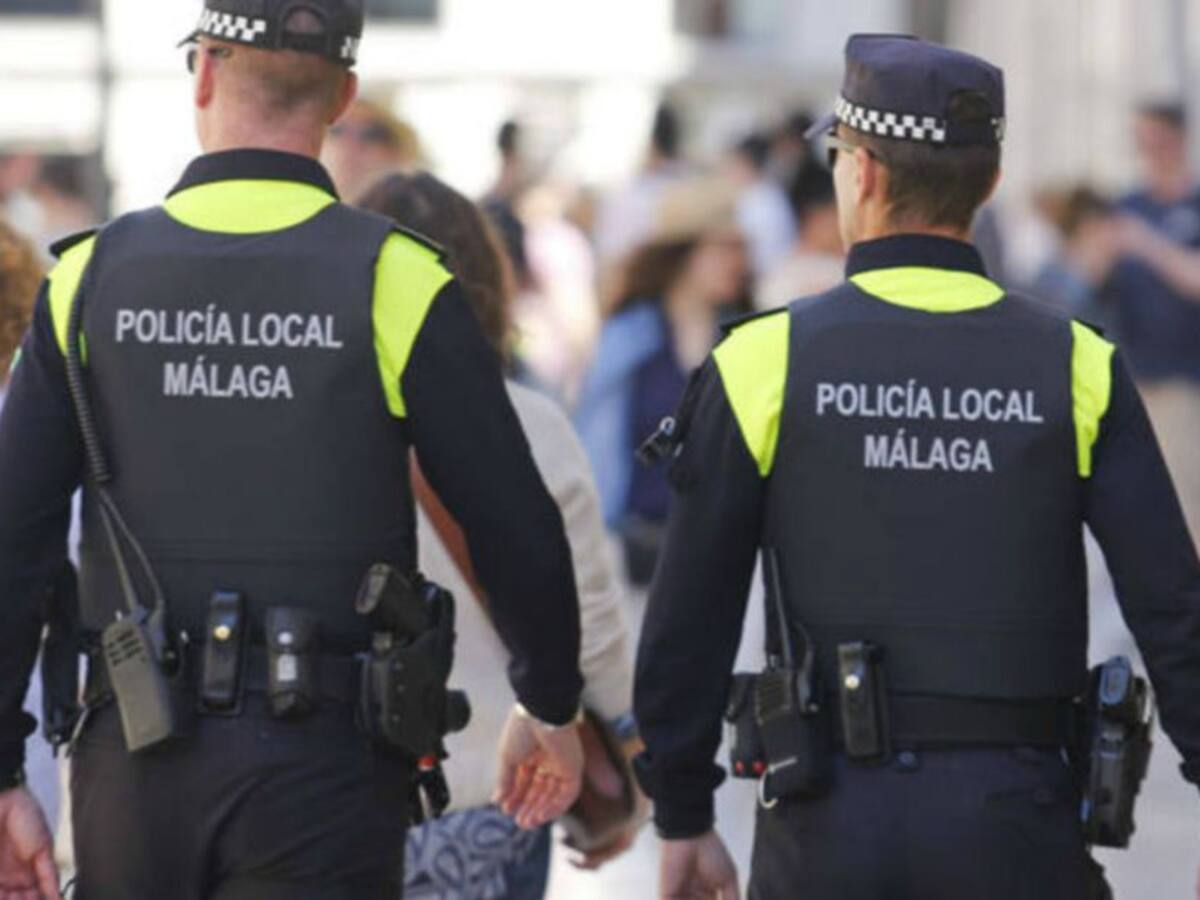La policía refuerza los controles en Málaga para evitar concentraciones