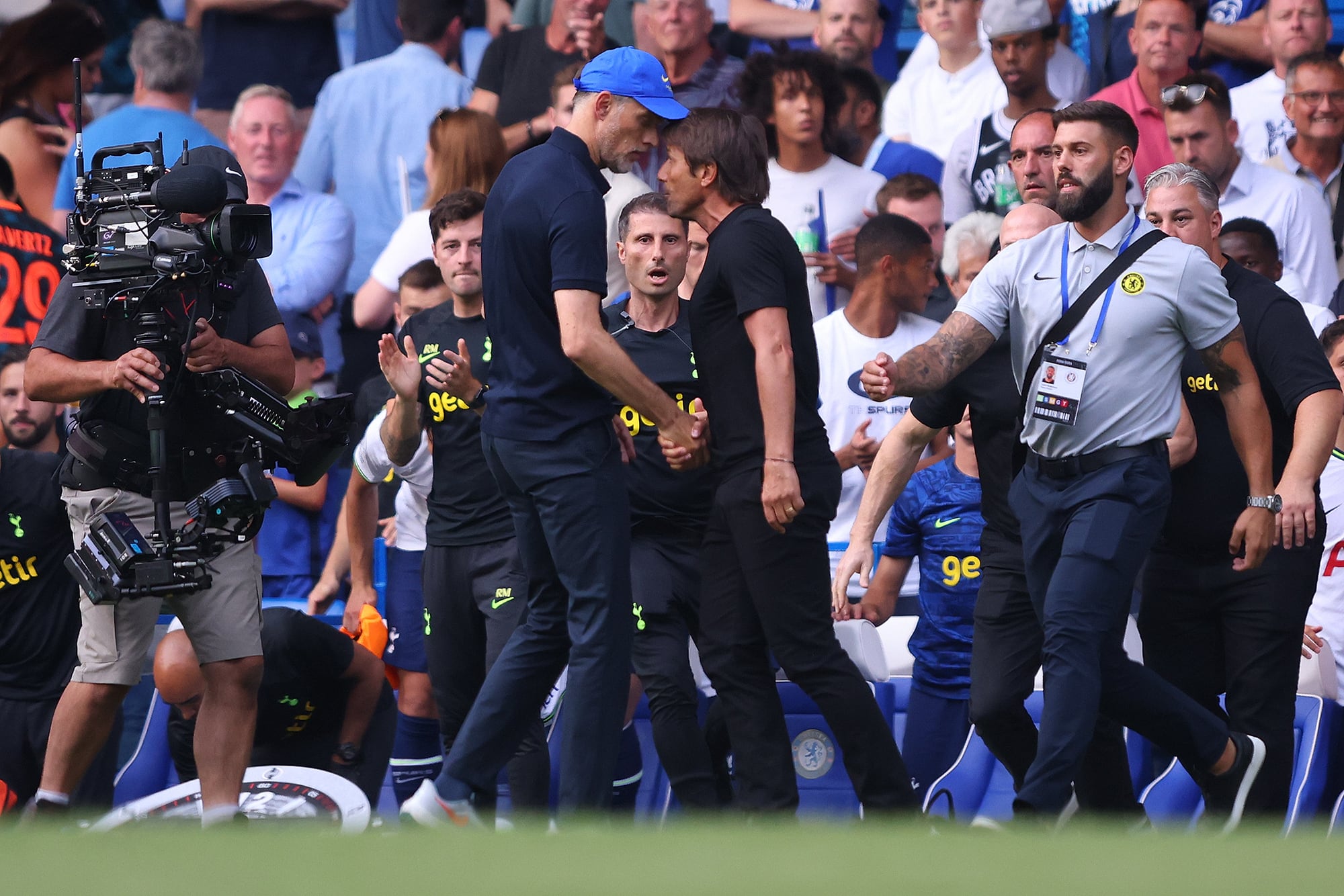 De izquierda a derecha, Tuchel y Conte, durante el desencuentro que tuvieron en Stamford Bridge.