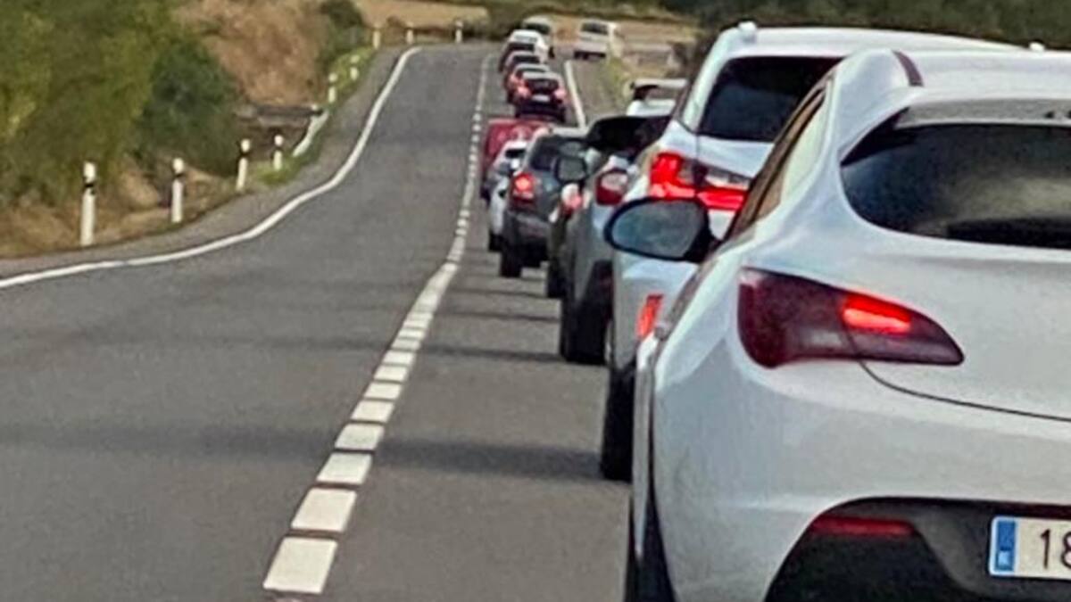 Tráfico lento en el regreso del fin de semana por la autovía A-23