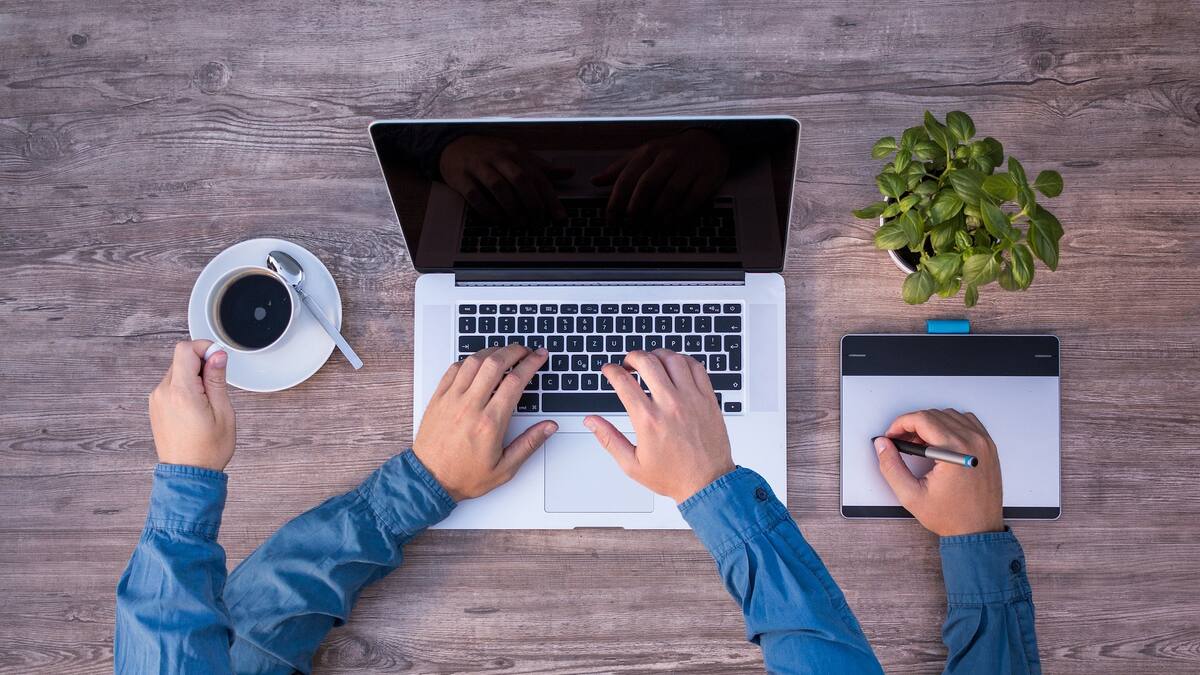 Espacio de Comunicación con Marina Estacio: Si quieres comunicar bien, no hagas dos cosas a la vez