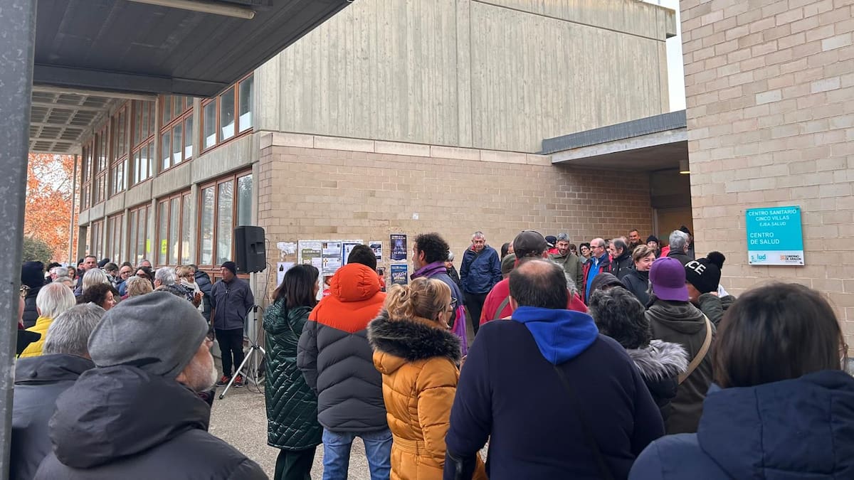 La falta de médicos de familia fuera de Zaragoza se agrava: solo se han cubierto 46 de las casi 300 plazas ofertadas