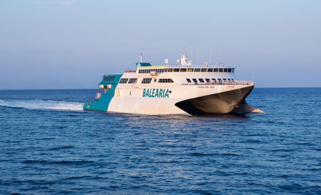 El fast ferri Pinar del río reforçarà els viatges a Ciutadella per Sant Joan.