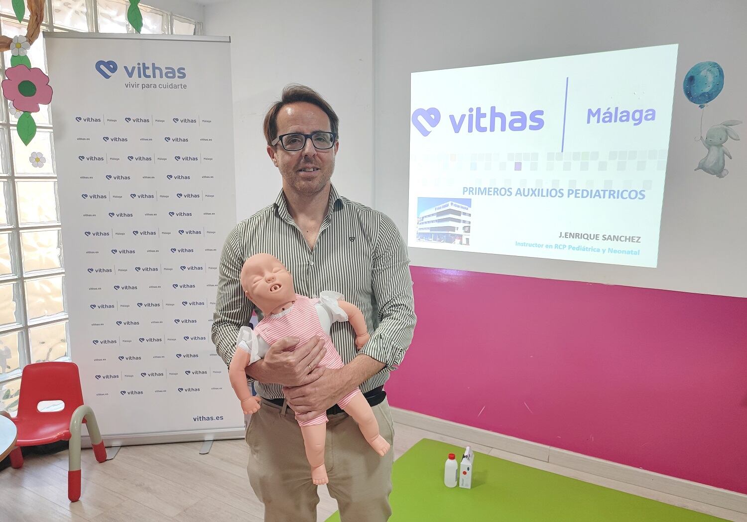 Doctor Enrique Sánchez, pediatra de Vithas Málaga