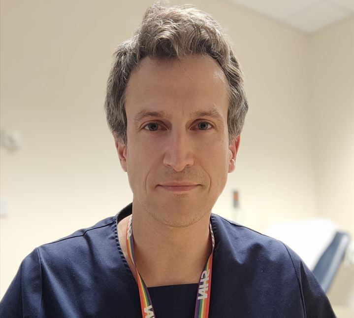 Eduardo lleva más de 10 años trabajando en Londres