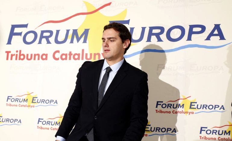 GRA125. BARCELONA. 07122015.- El candidato de Ciudadanos (C&#039;s) a la Moncloa, Albert Rivera, durante un desayuno-coloquio organizado por Nueva Economía Fórum en Barcelona, en el que ha definido hoy las elecciones generales del 20 de diciembre como un duelo