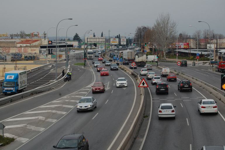 Nuevo cruce en la Carretera de Córdona, la N-432 en Granada