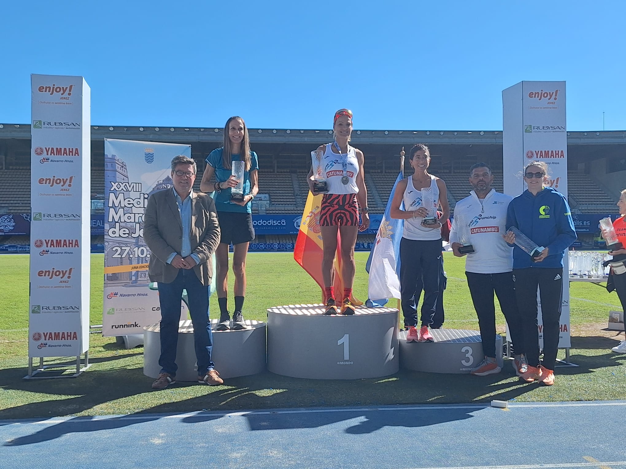 Podio Media Maratón Ciudad de Jerez