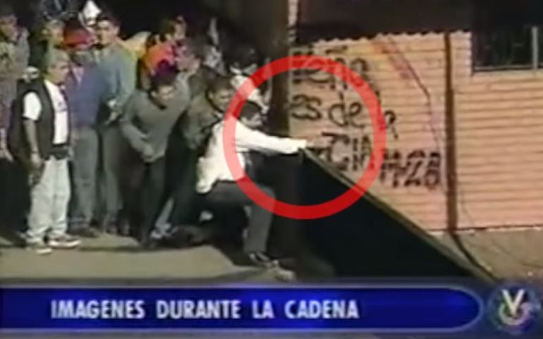 Richard Peñalver, durante el tiroteo el 11 de abril de 2002