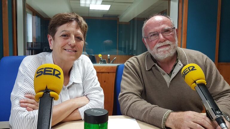 María Jesús Cedrún y Javier Puente durante el coloquio de La Ventana de Cantabria 