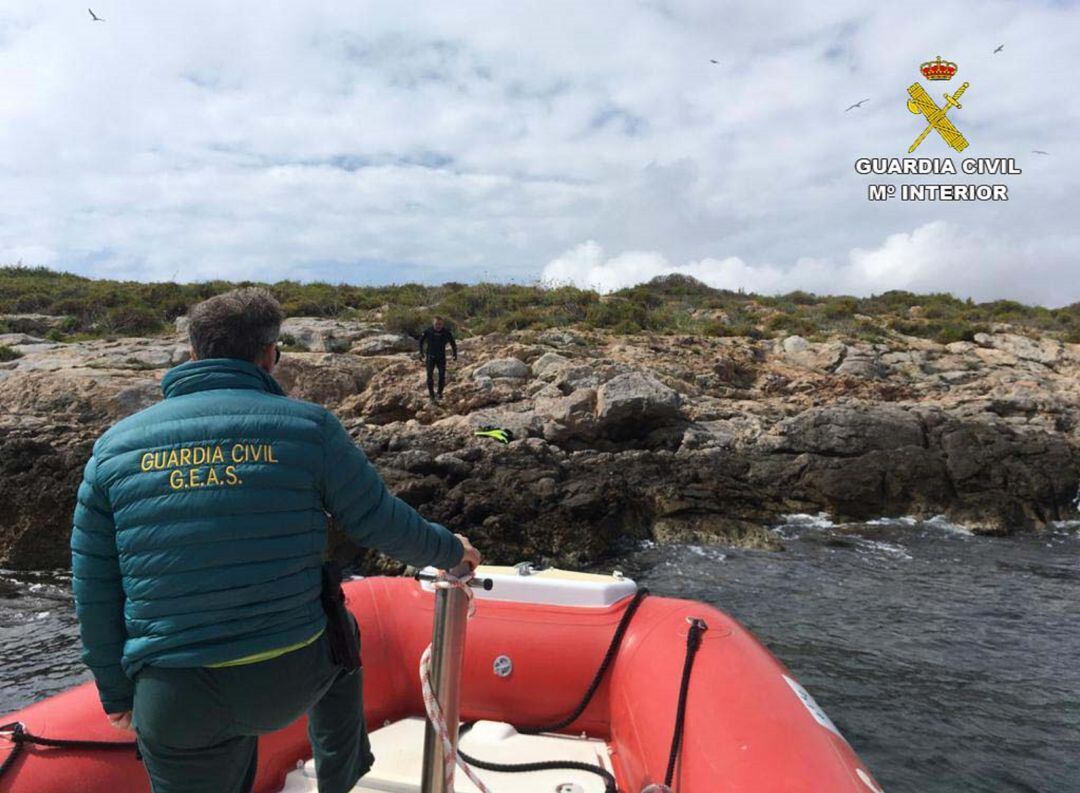 Nadador interceptado