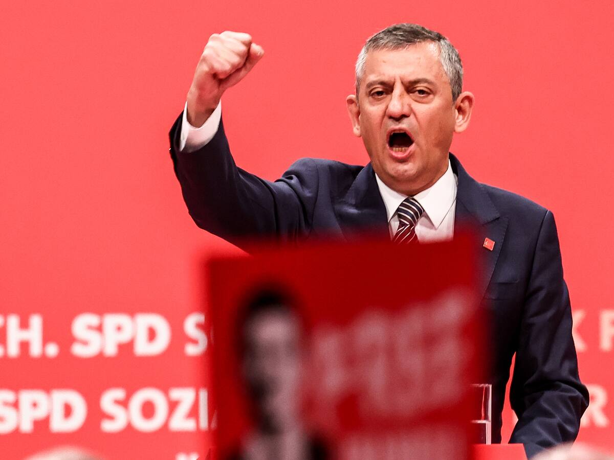 Punto y 25 | Sobre los cordones sanitarios