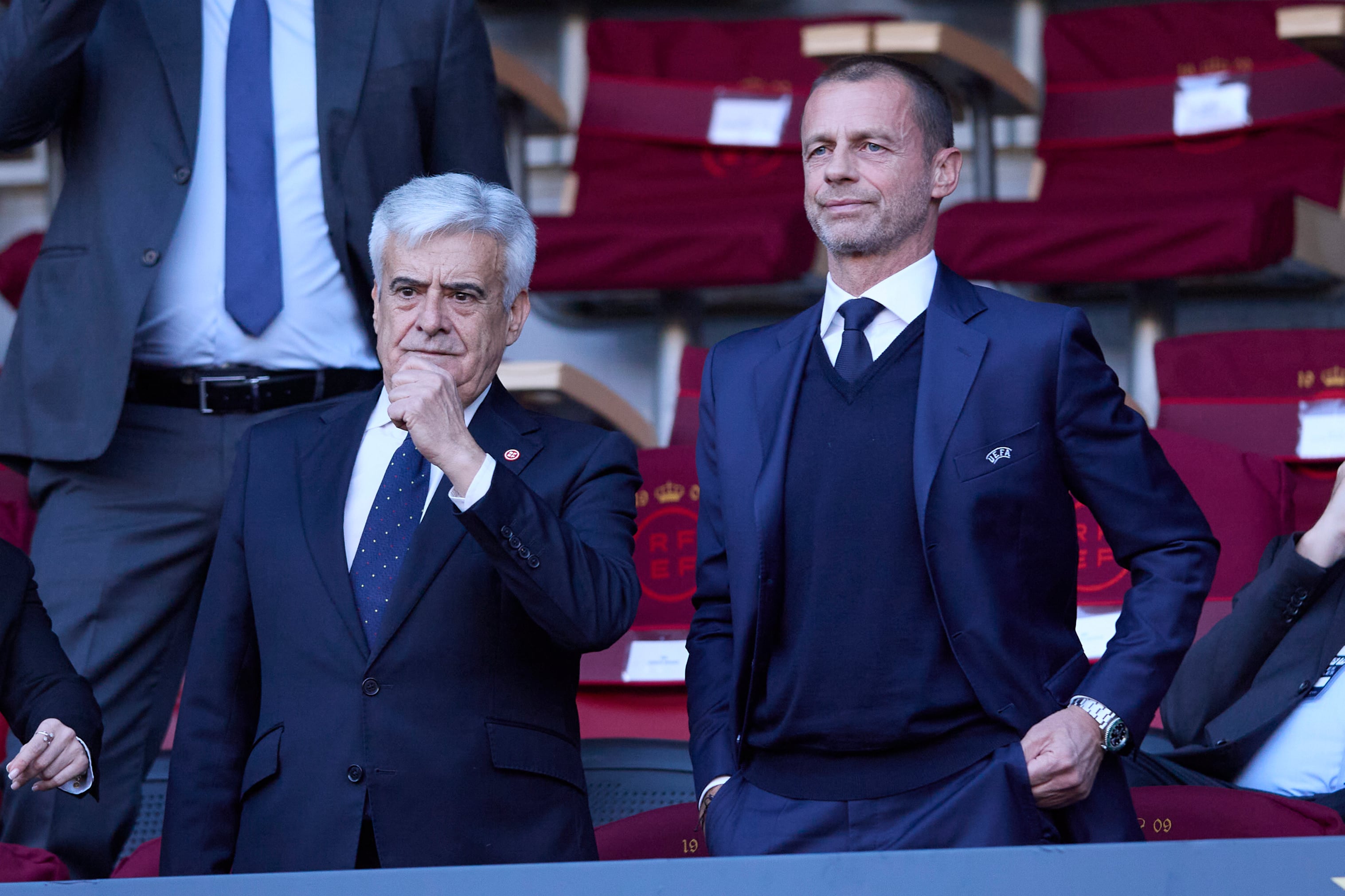 Aleksander Ceferin, presidente de la UEFA, junto a Pedro Rocha