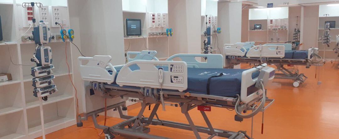 Nuevas camas de UCI habilitadas en un centro hospitalario.
