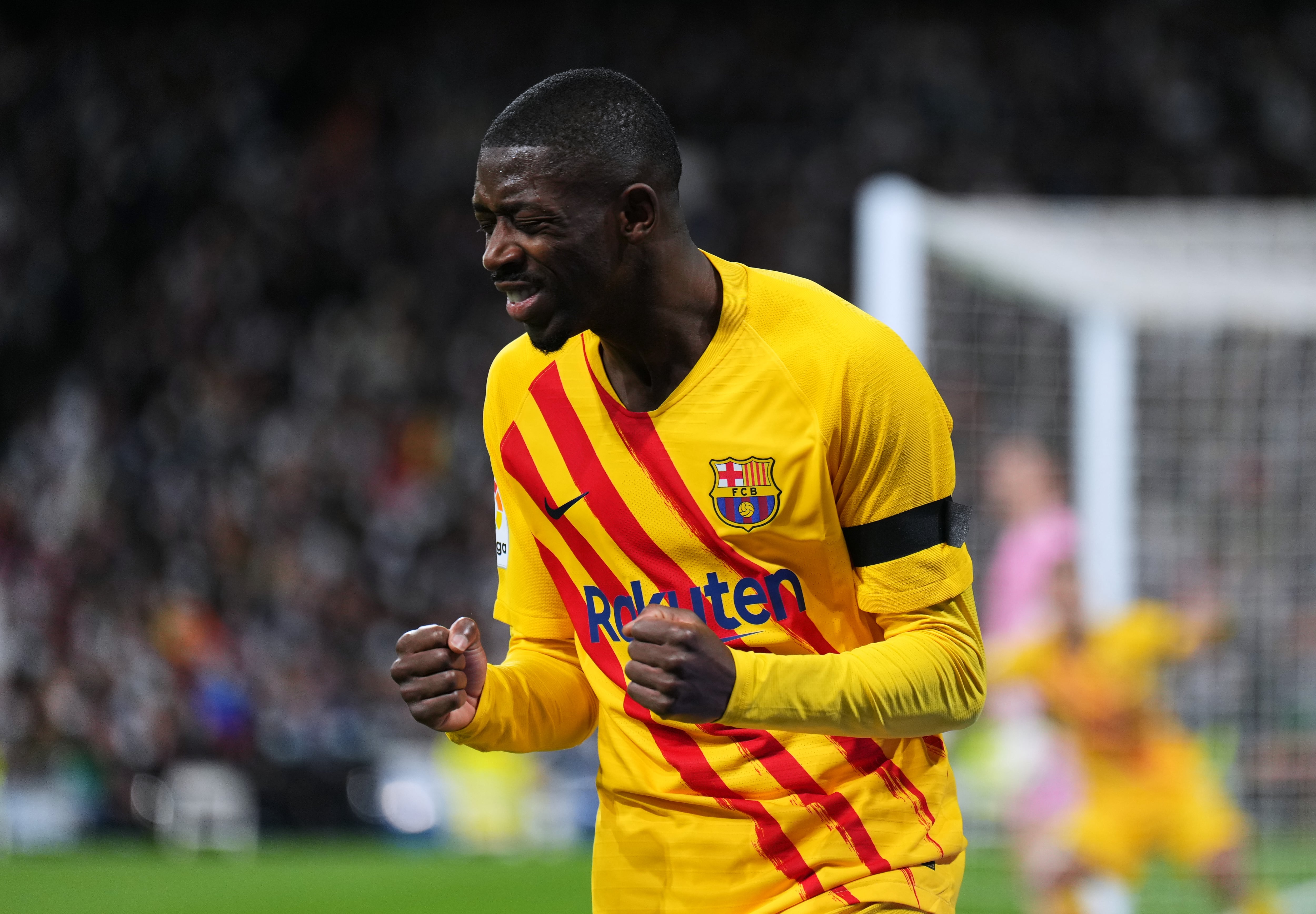 Dembélé celebra un gol de Aubameyang en el Bernabéu