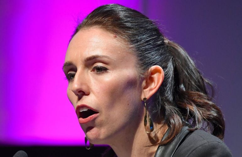 la llider del partido laborista, Jacinda Ardern hasta ahora en la oposición y a partir de ya, la proxima jefe de gobierno de Nueva Zelanda, a pesar de no haber ganado las eleccioens, los pactos post electorales le llevan a la jefatura de gobierno