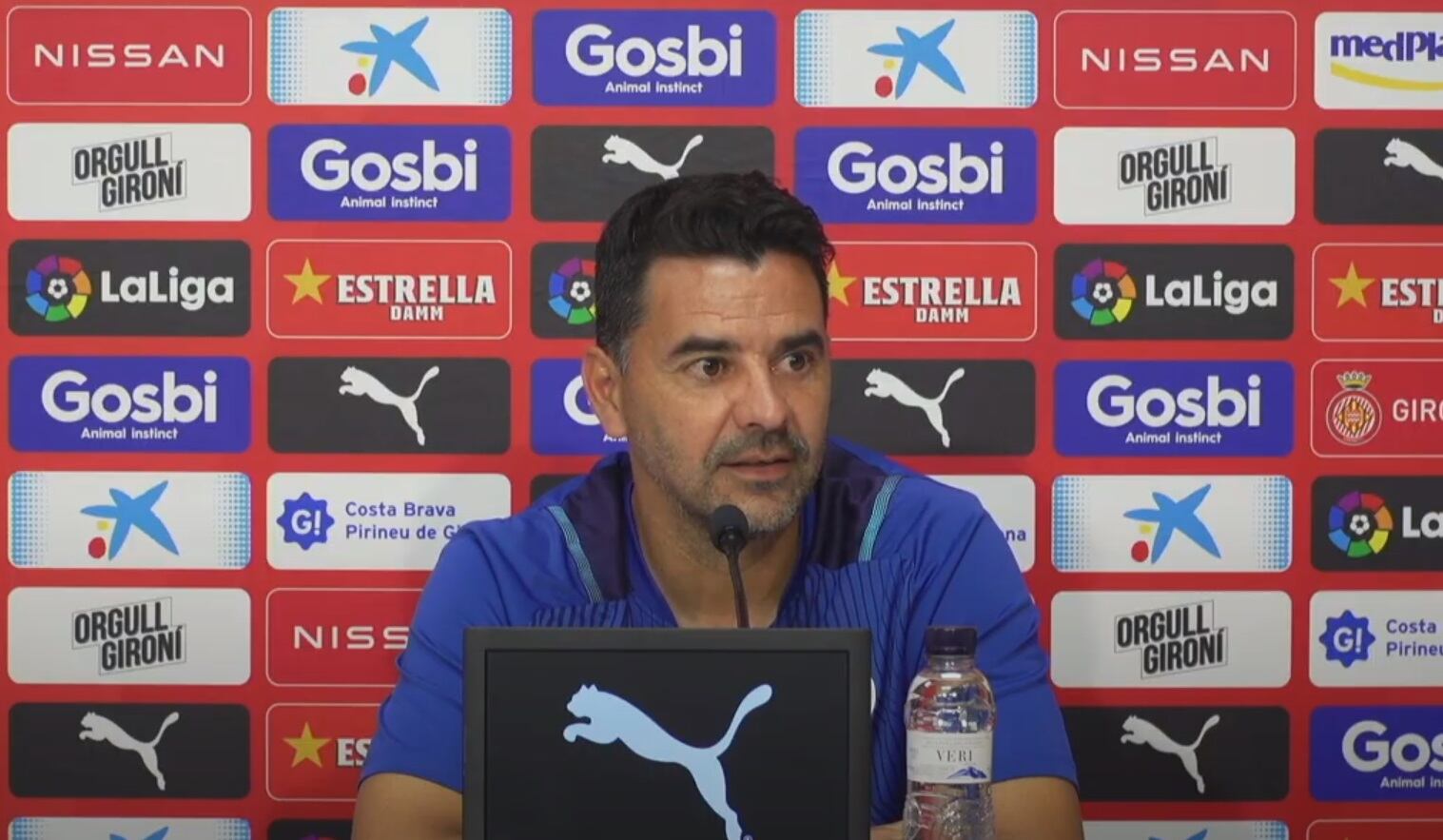 Michel abans del partit contra el Tenerife.