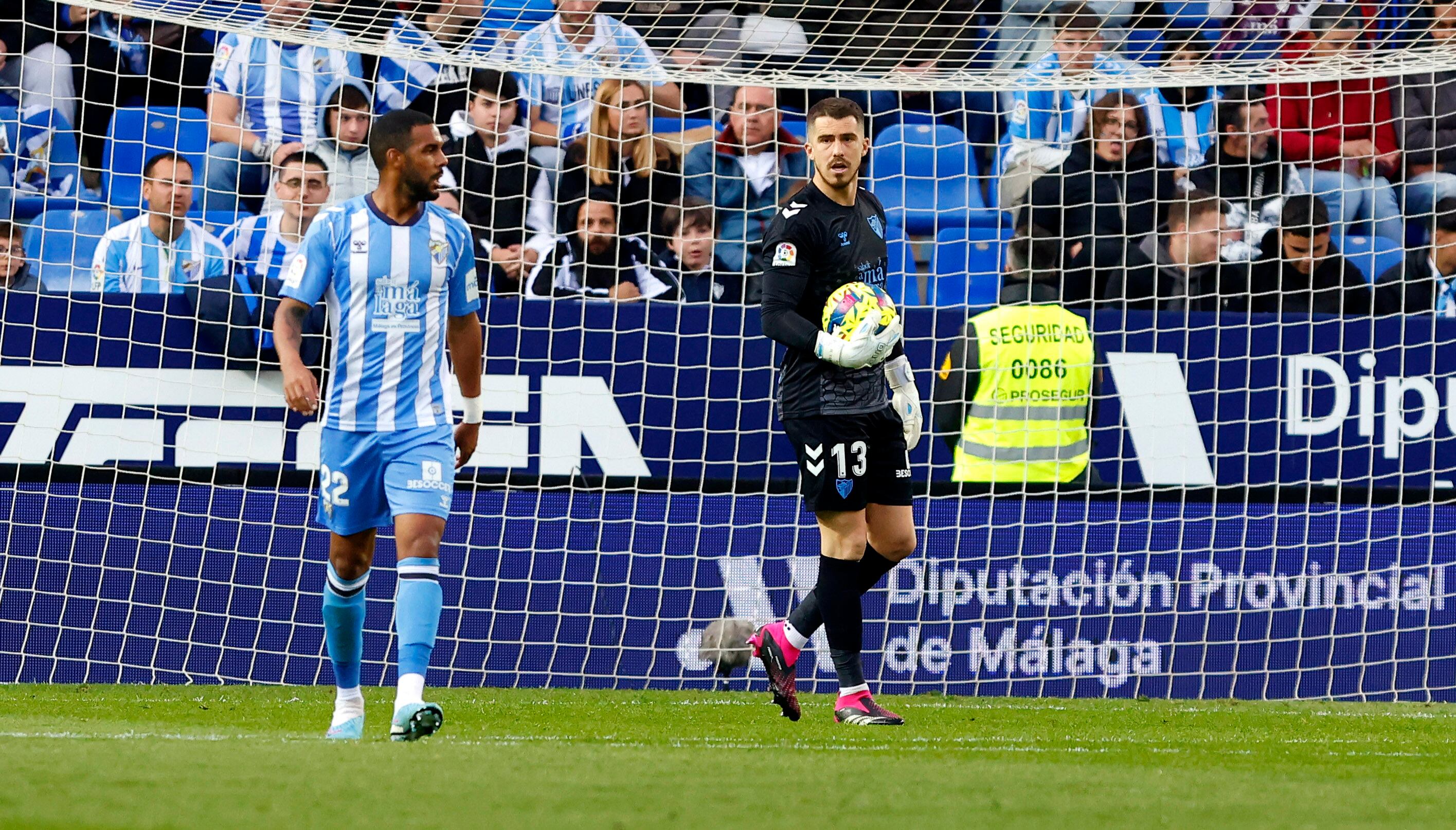 Rubén Yáñez, durante el partido del Málaga contra el Racing de Santander