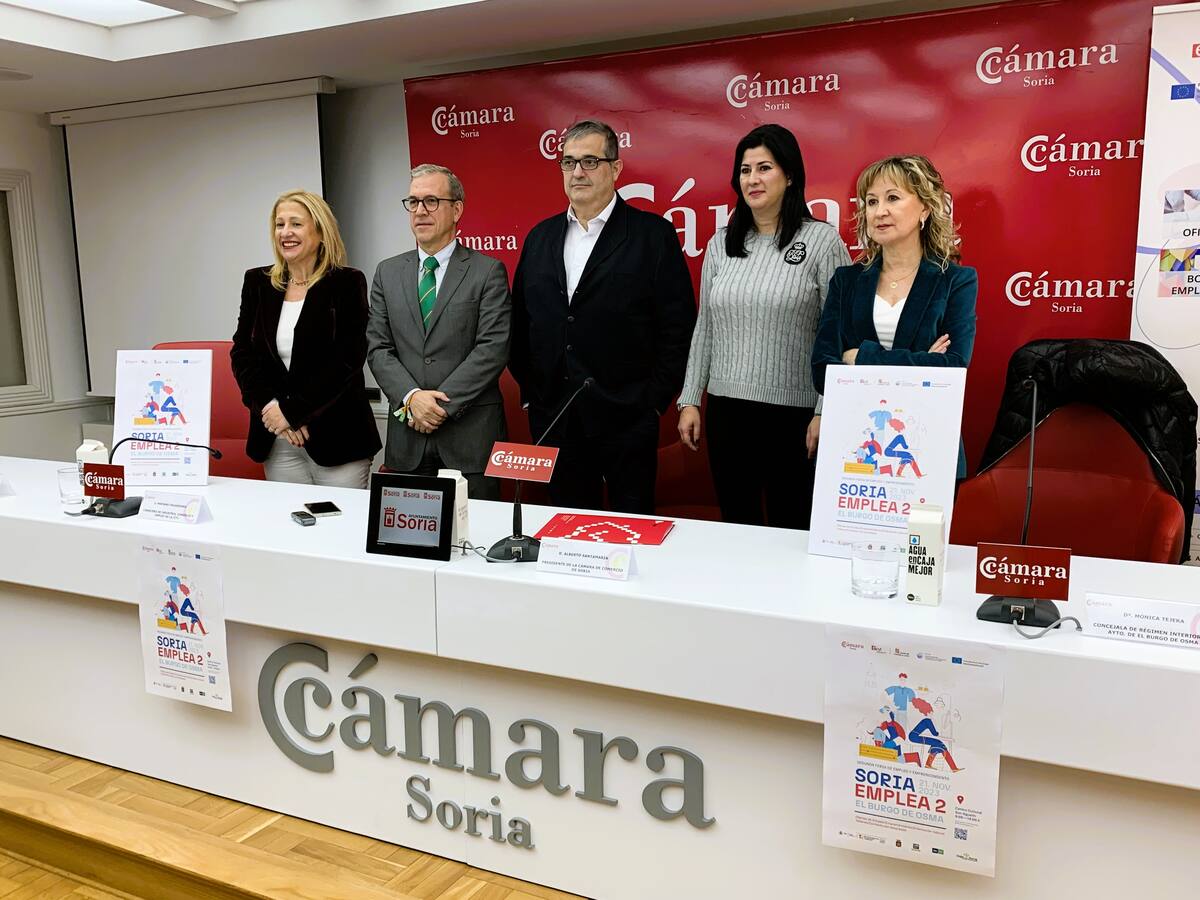 Las II Feria de Empleo y Emprendimiento cubre todas las plazas disponibles para las empresas