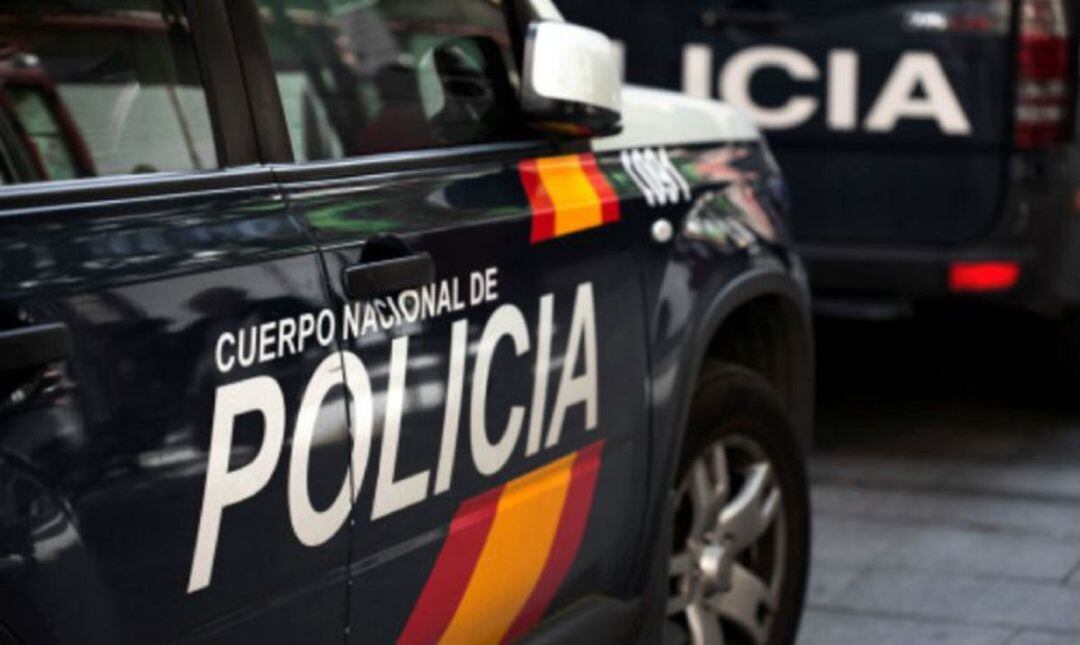 Coches patrulla de la Policía Nacional.