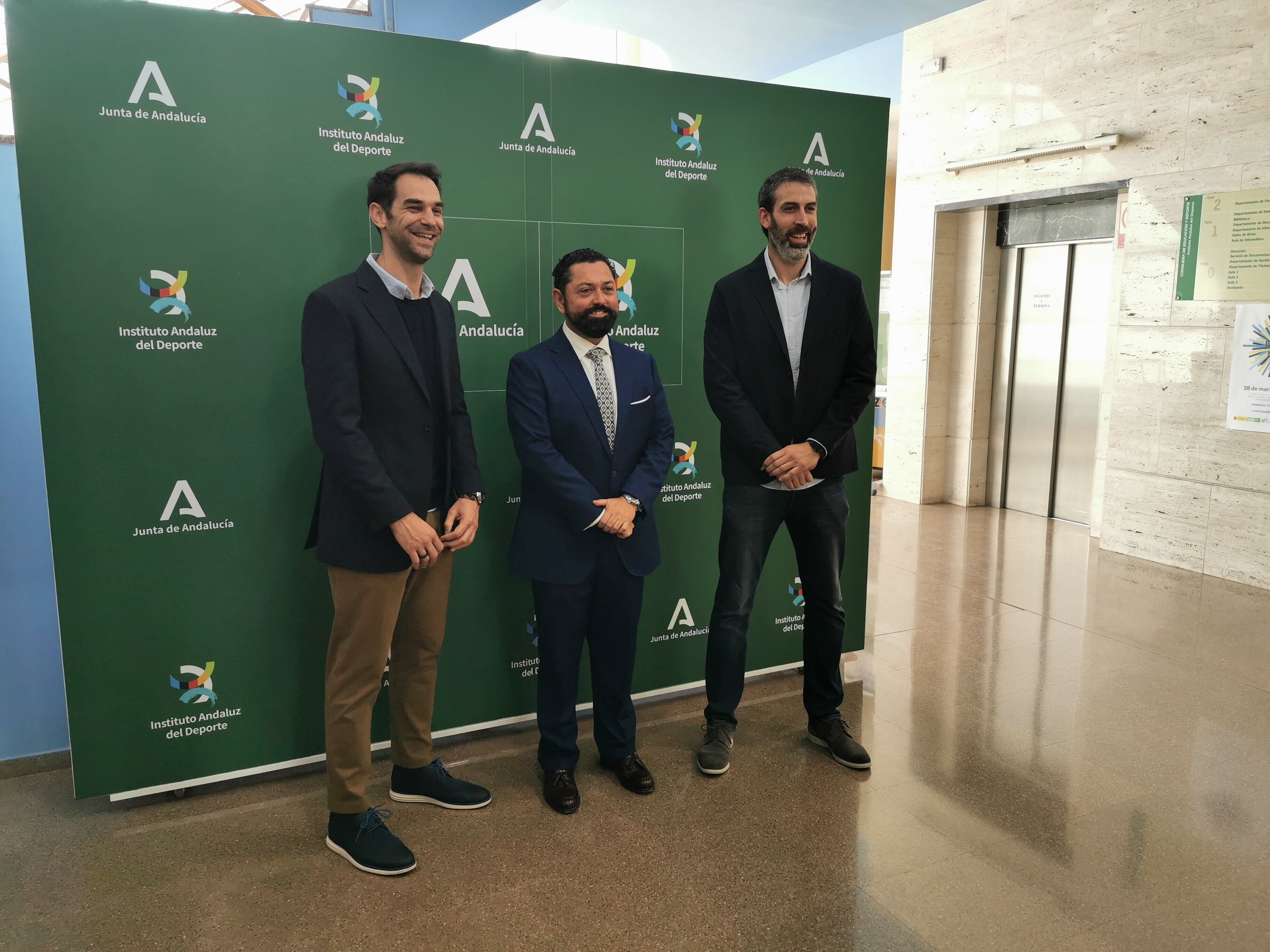 José Manuel Calderón junto a Berni Rodríguez y José María Arrabal