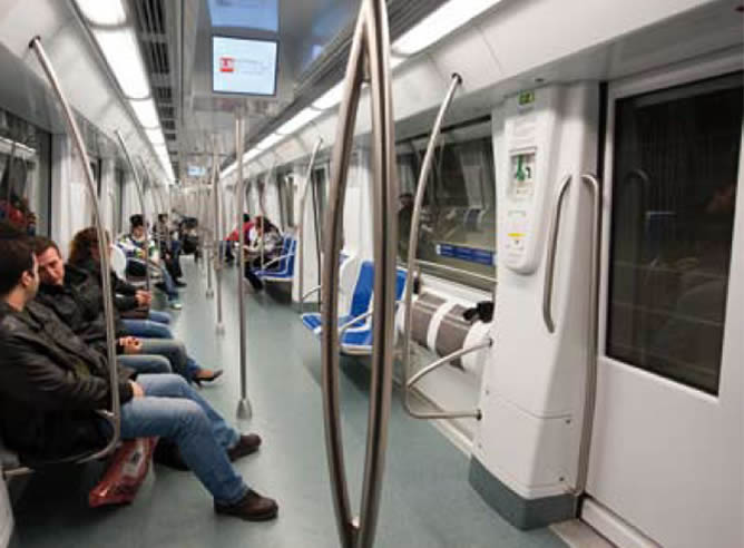 Vagón del metro de Barcelona. (TMB)