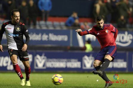 Fran Mérida lidera el juego del Osasuna en la medular